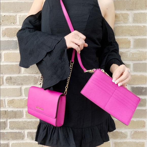 ‼️SALE‼️ Michael Kors 3 In 1 Wristlet Crossbody - Picture 2 of 6